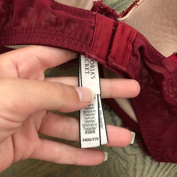 Victoria’s Secret Dream Angels lacy bra - Picture 3 of 3